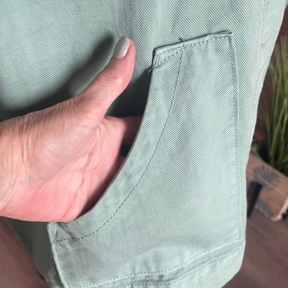 🐣Universal Threads - Light green Denim Jacket Size XXL  Perfect for Spring! - Picture 3 of 9